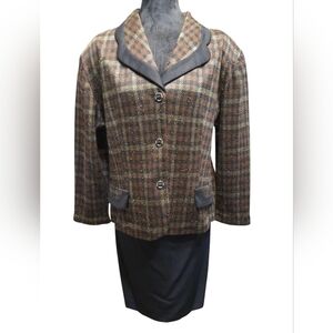 Pablo Collection Plaid Women's Jacket with Black Skirt USA Petite 14